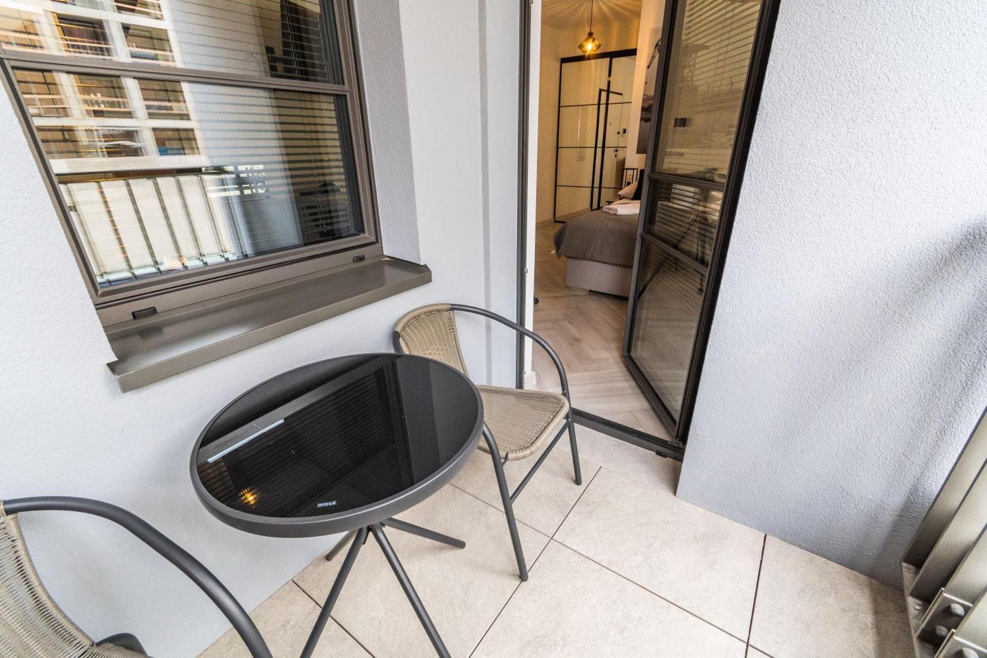 Doki Studio Stocznia By Grand Apartments Gdańsk Zewnętrze zdjęcie